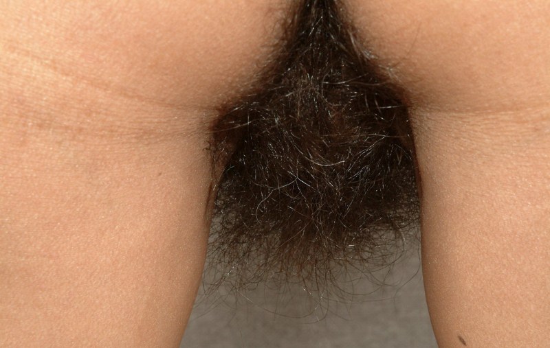 Strong hairy pussies