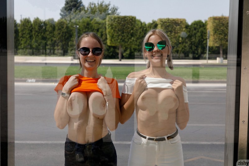 Katerina Hartlova Tits on the street