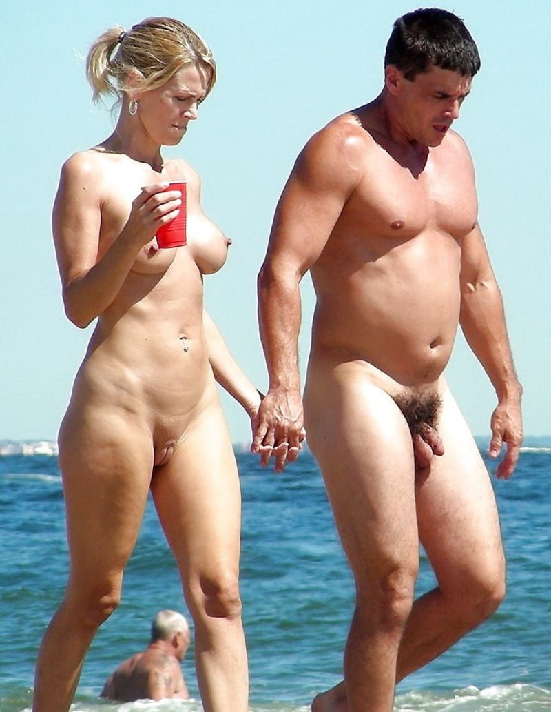 Beautiful naked pairs on the beach