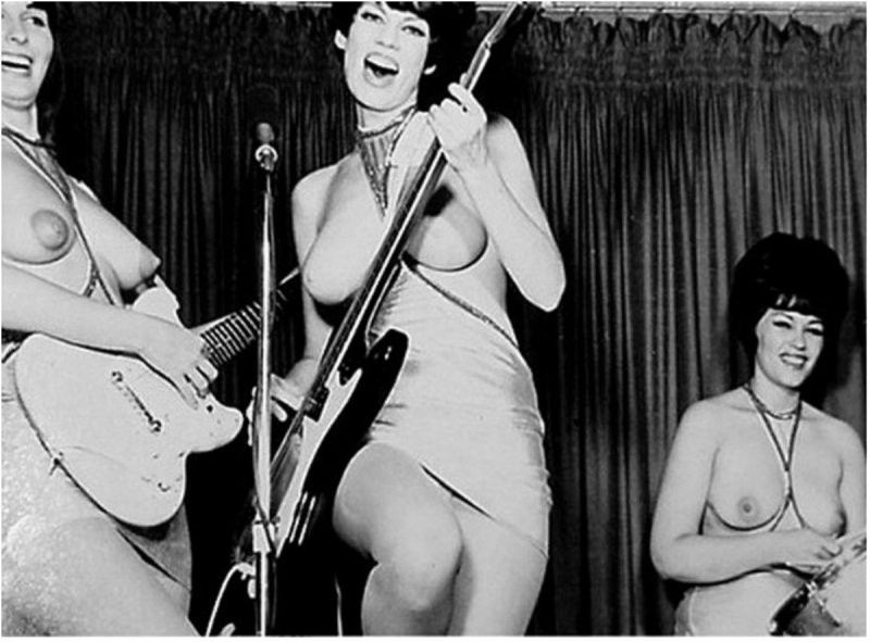 Naked women rock musicians
