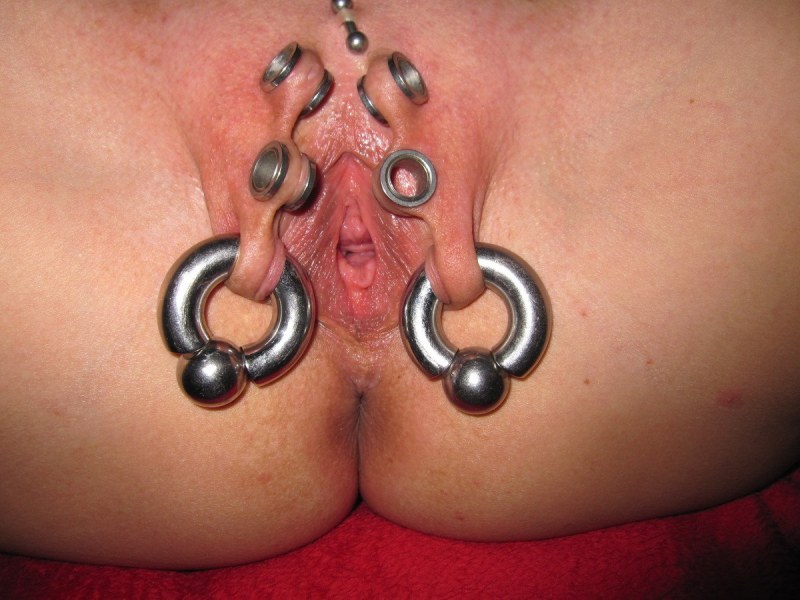 Extreme intimate piercing