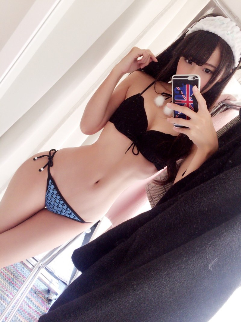Selfies of Japanese girls