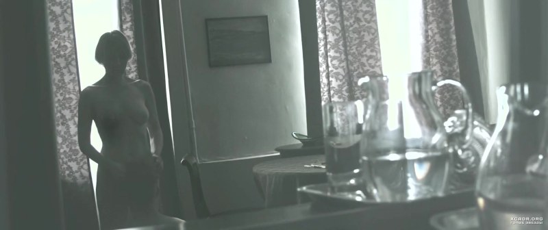 Natalia Vdovina bed scenes