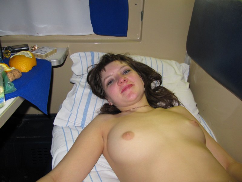 Unshaven pussy on the train