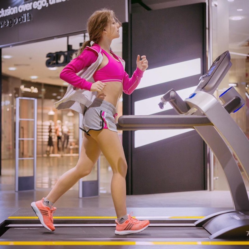 Lisa Vavilina photo shoot