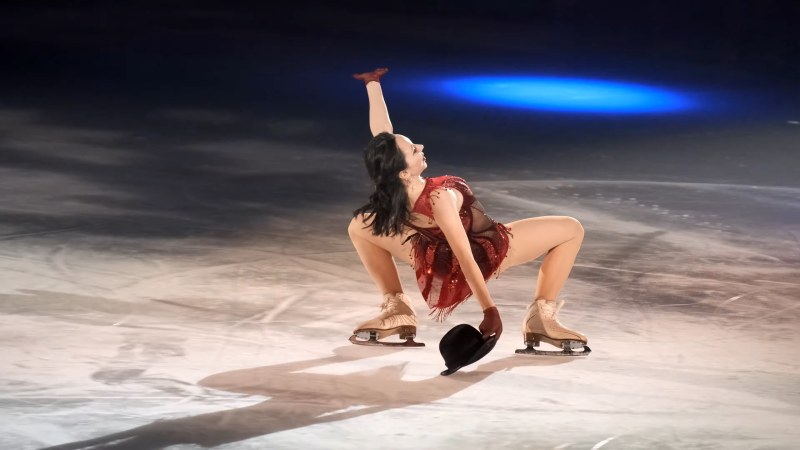 Elizaveta Tuktamysheva in underwear on ice