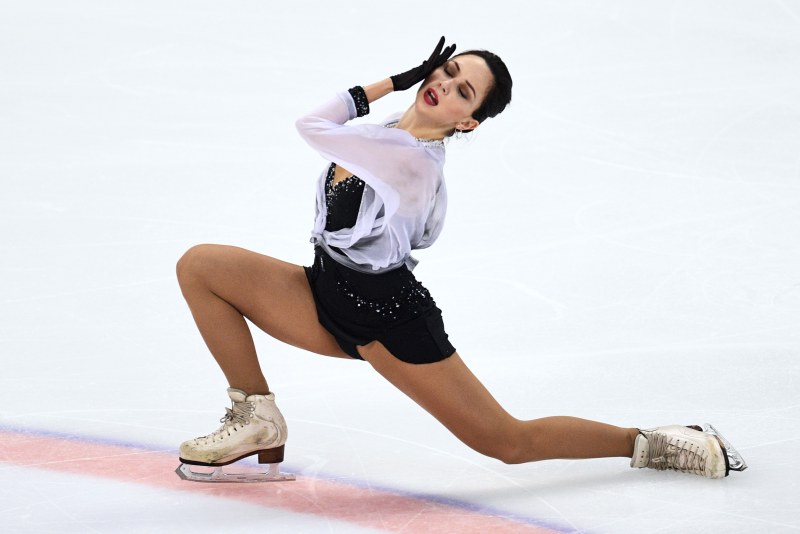 Skater Elizaveta Tuktamysheva Nya