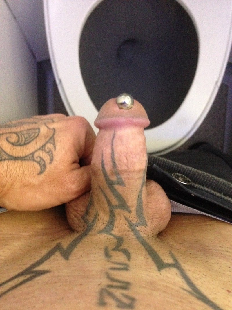 Men's tattoos on the penis
