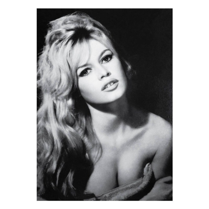 Hannah Weddingham in a swimsuit