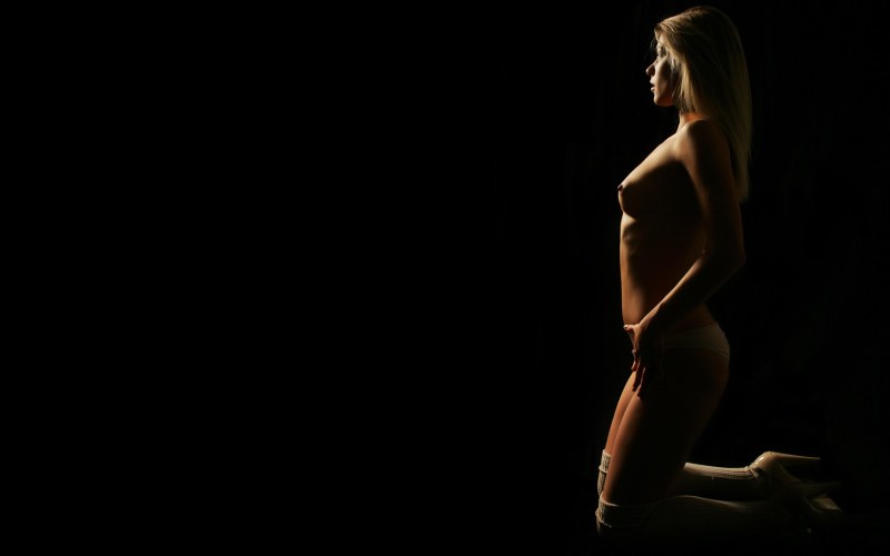 Erotic living wallpapers