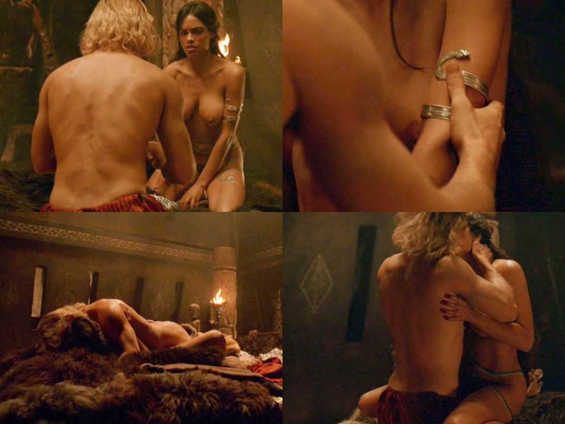 Rosario Dawson in the film Alexander Nude