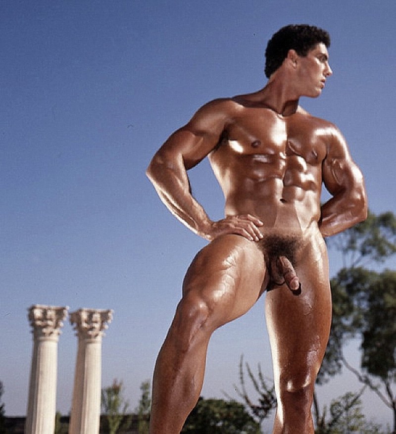 Boys suck without panties