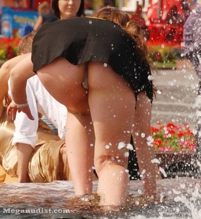 Celebrities lit up naked