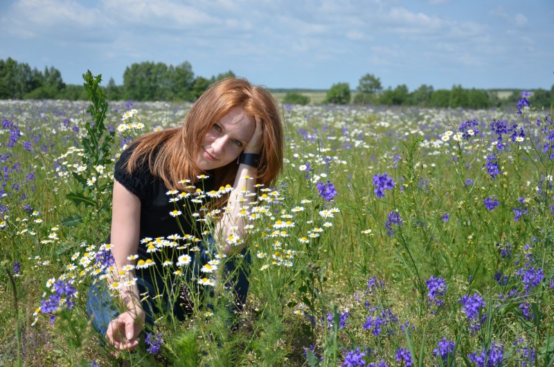 Dakota Sky porn actress