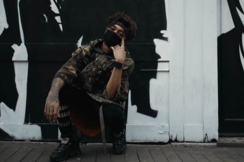 Scarlord Hurt attacks