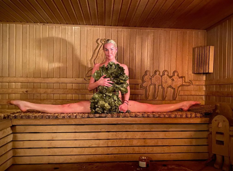 Anastasia Volochkova Shpagat