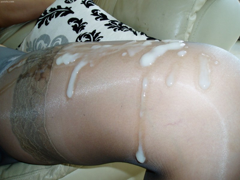Cum on thighs in tights