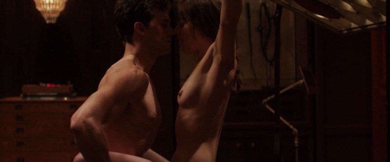 Pornstar miniature dakota Sky