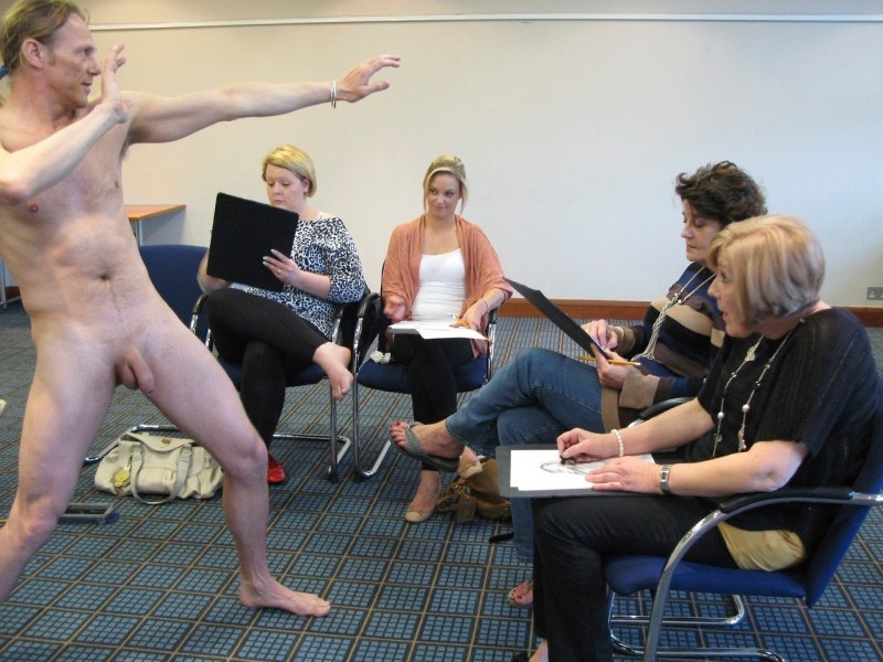 Guys without panties in front of girls