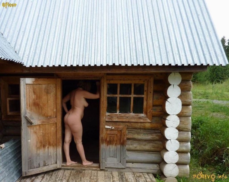 Naked village women private bathhouse