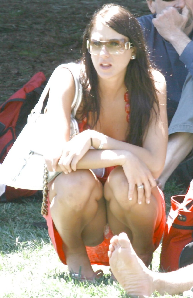 Naked pussy in public