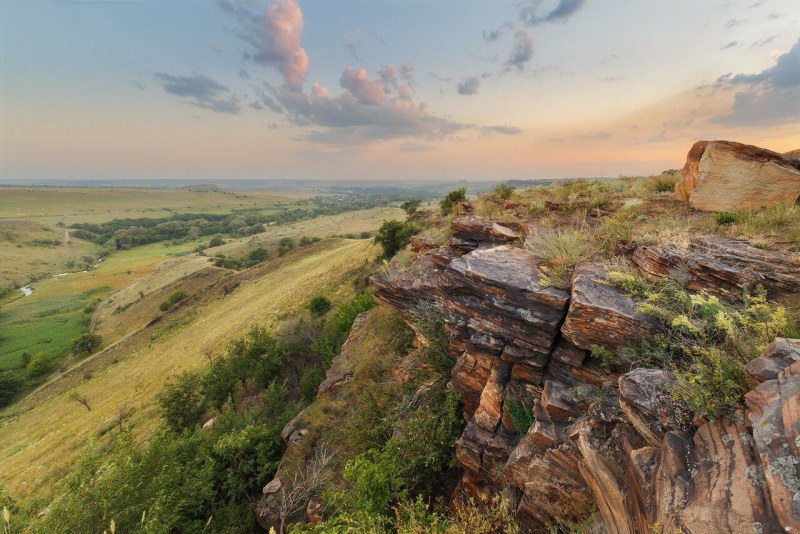 Ayku Donetsk and Lugansk