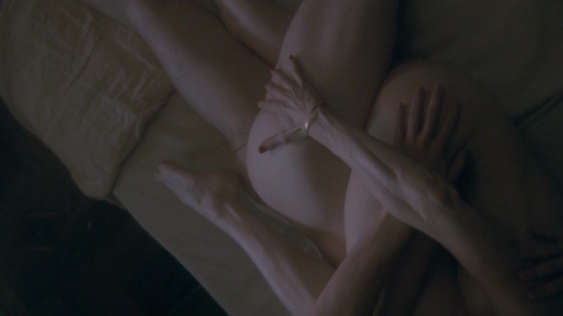 Kathleen Robertson Naked