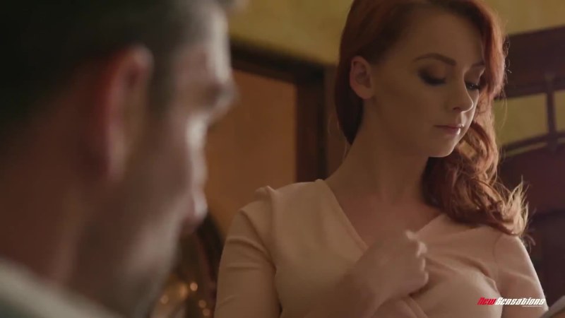 Kathleen Robertson 2001