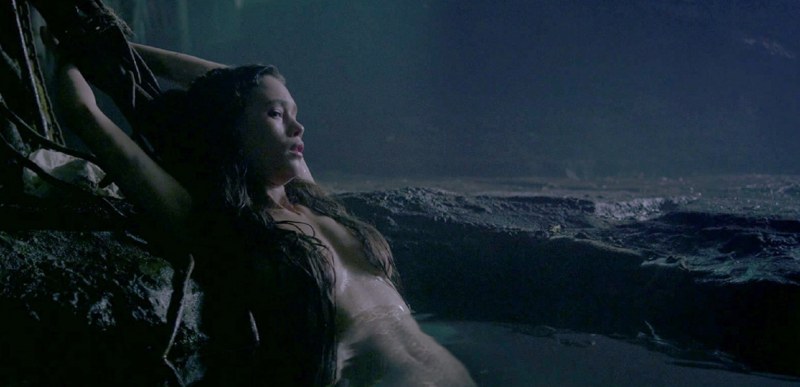 Alici Agneson Bikini