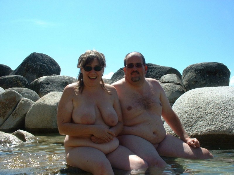 Fucking bbw in the pool