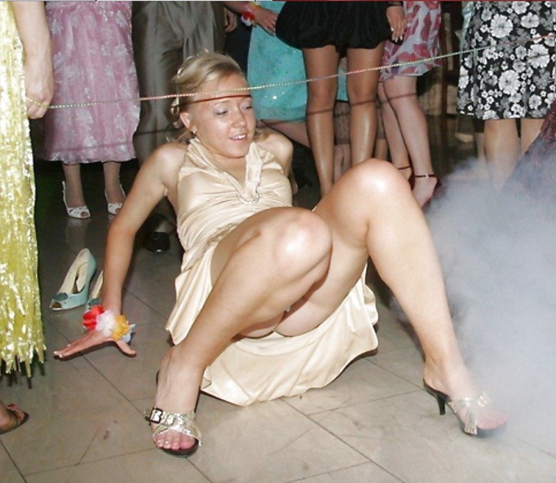 Drunk girls without panties