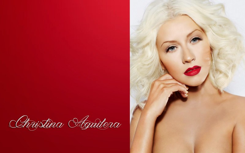Christina Aguilera is hot