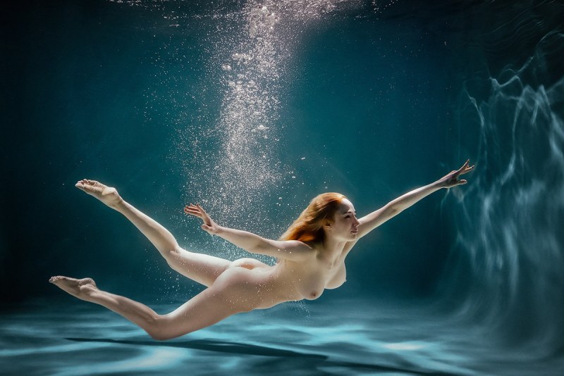 Artistic nude in water