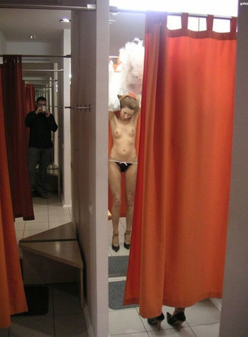 Girls without panties in the fitting room
