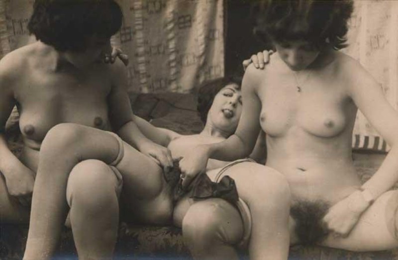 Old erotic pictures
