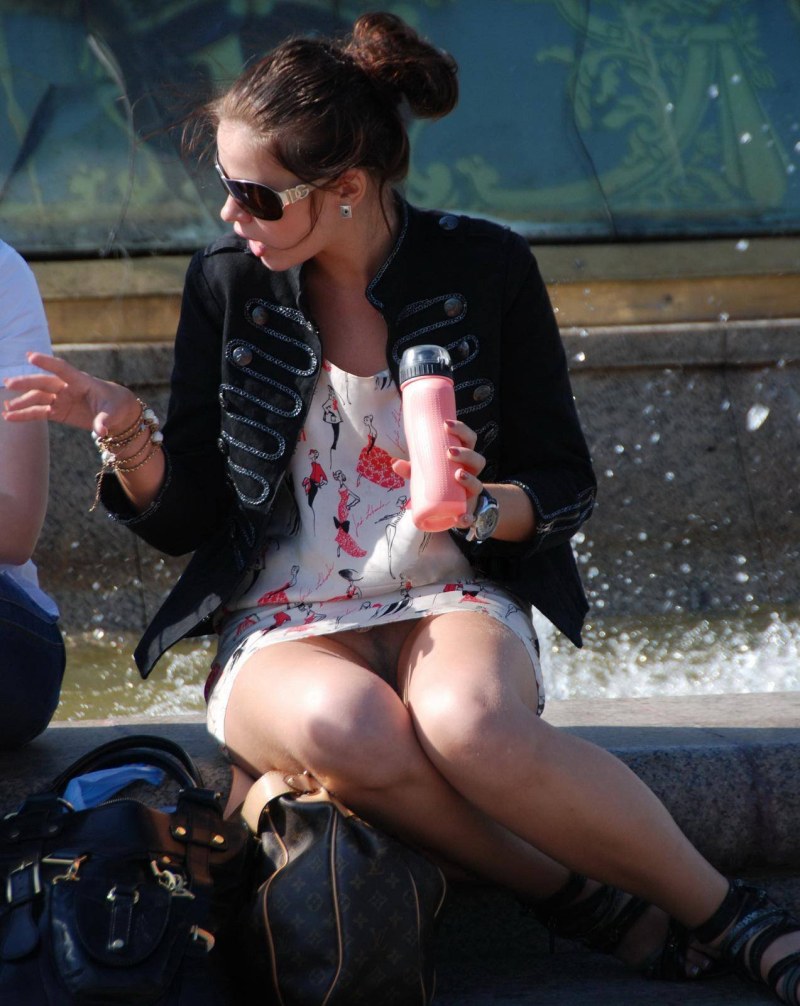 Girls without panties on the street