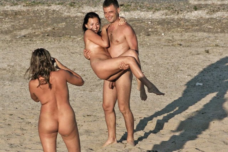 Man and woman naked