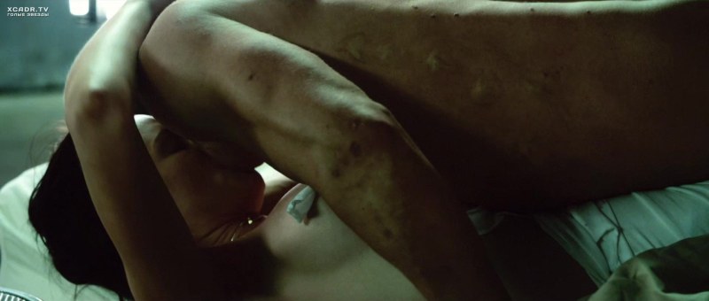 Charlize Theron Bed Scenes