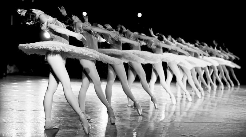 Bolshoi Theater's bare ballerinas