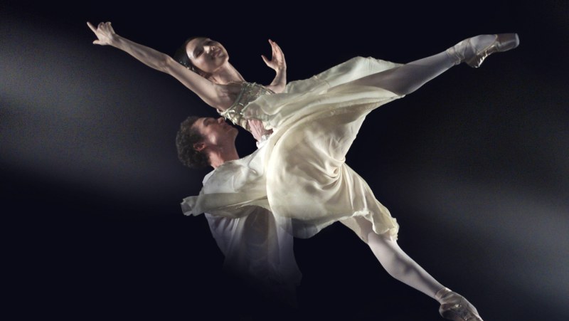 Modern ballet is naked