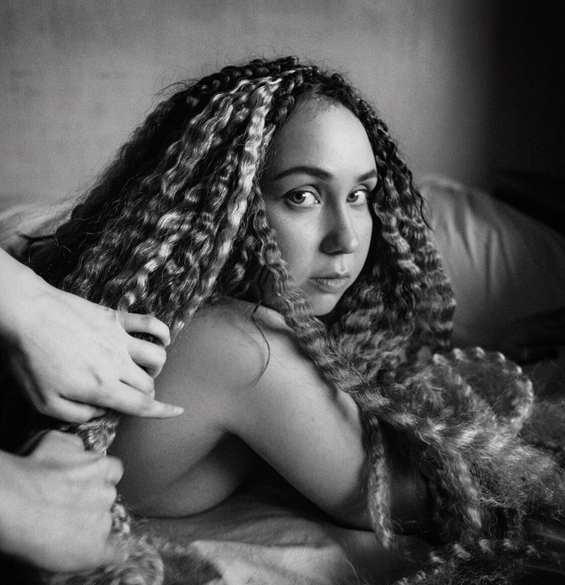 Albina Erotic photo shoot