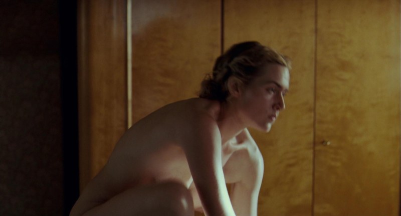 Kate Winslet Erotic scenes
