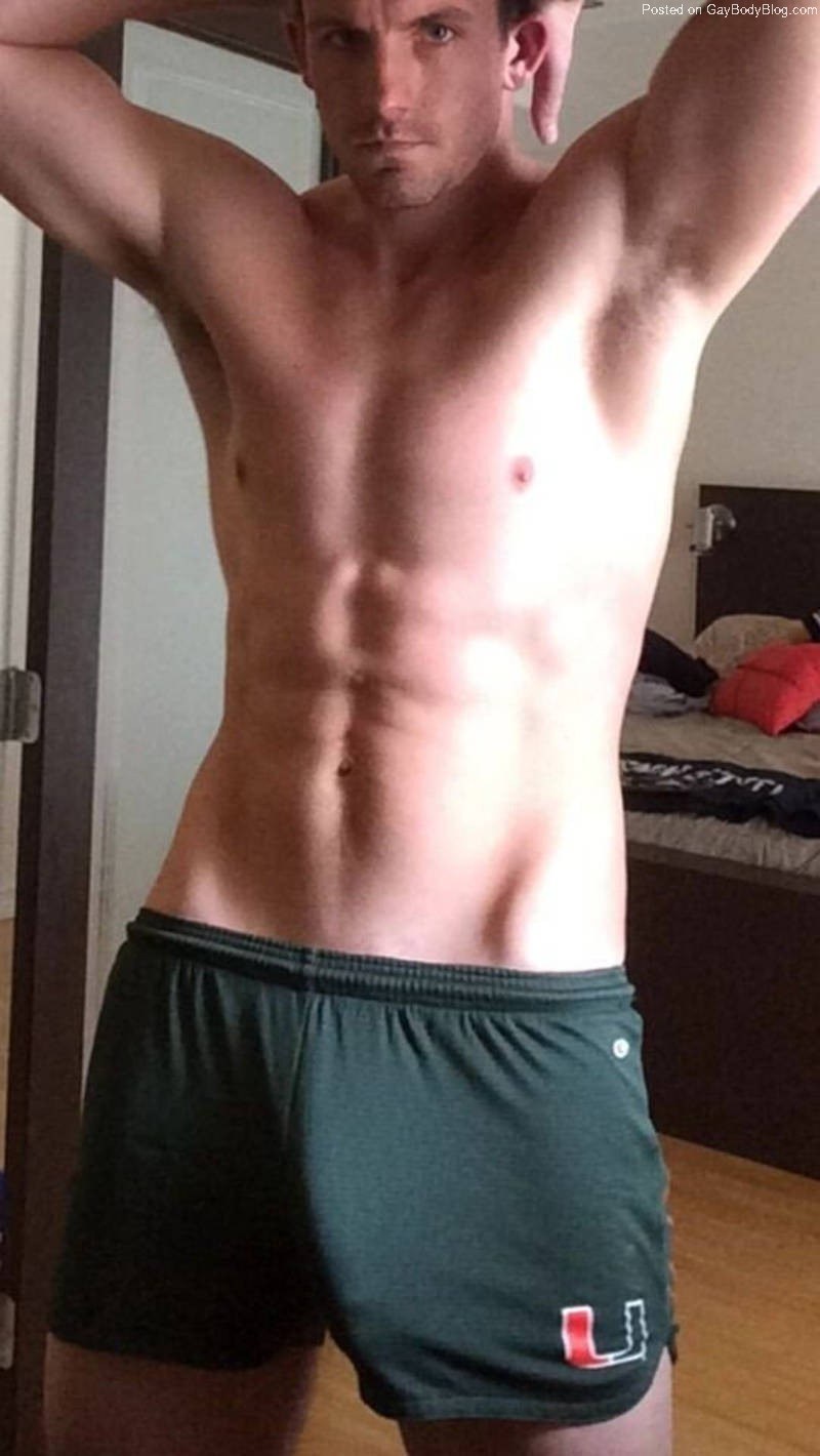 PornoGraphy of Itly Big Dicks (74 photos)