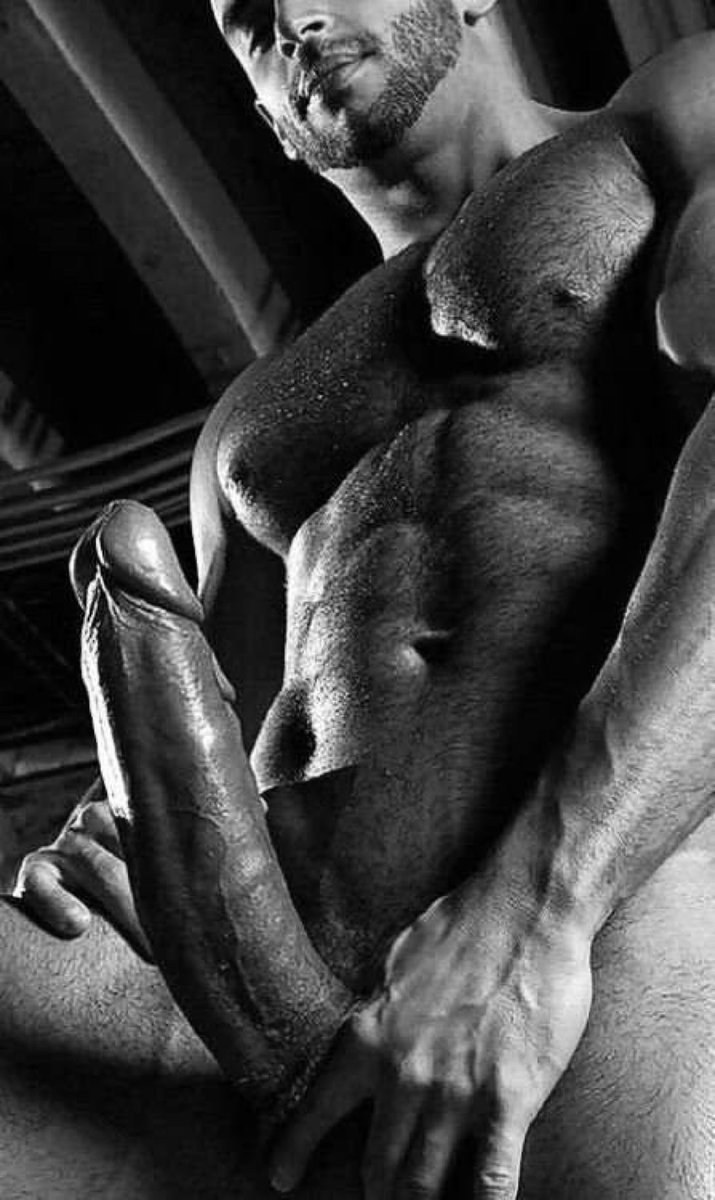 Very beautiful naked guys