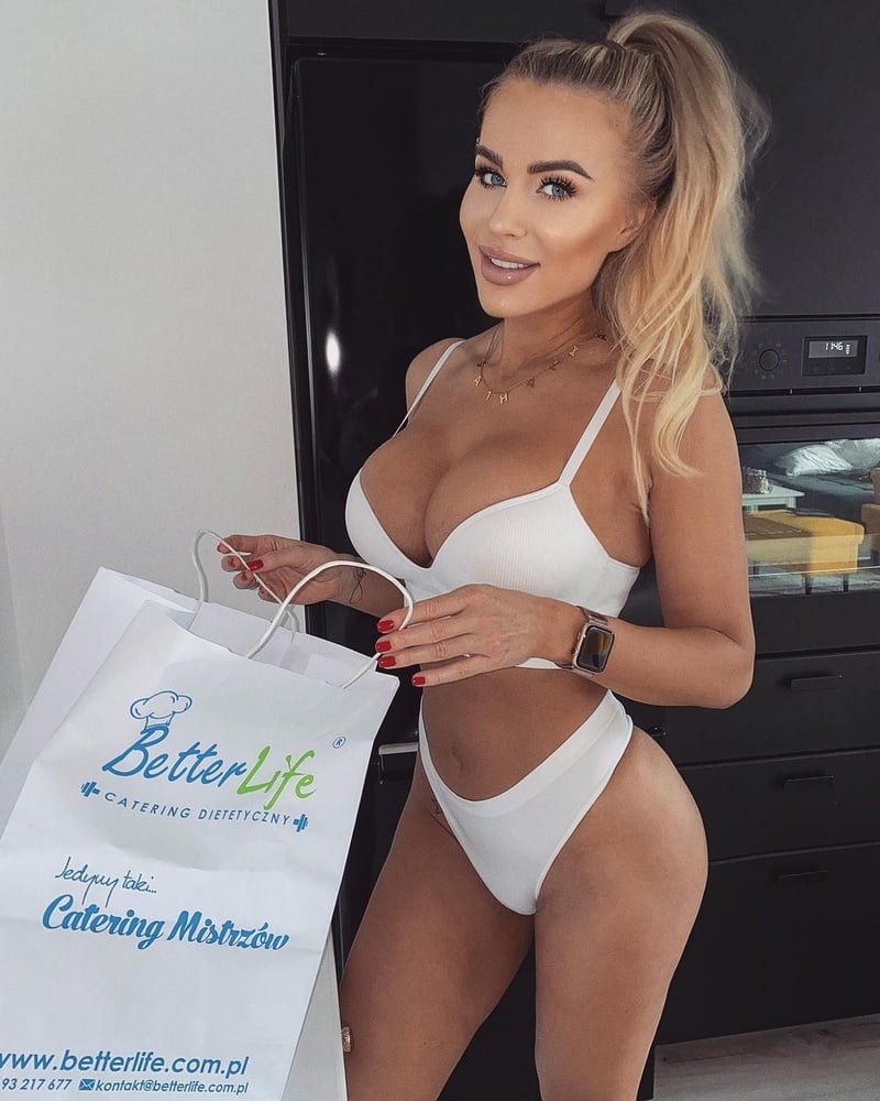 Naked women in all its glory