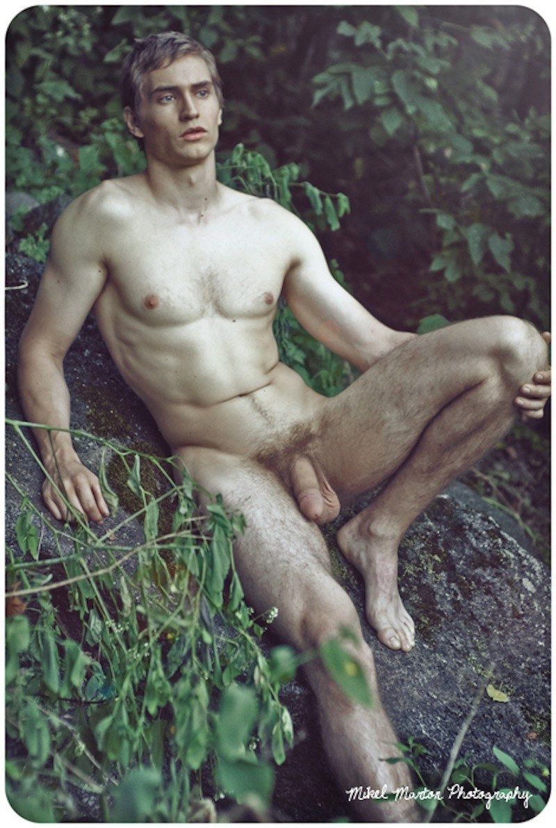 Men's nudity in nature
