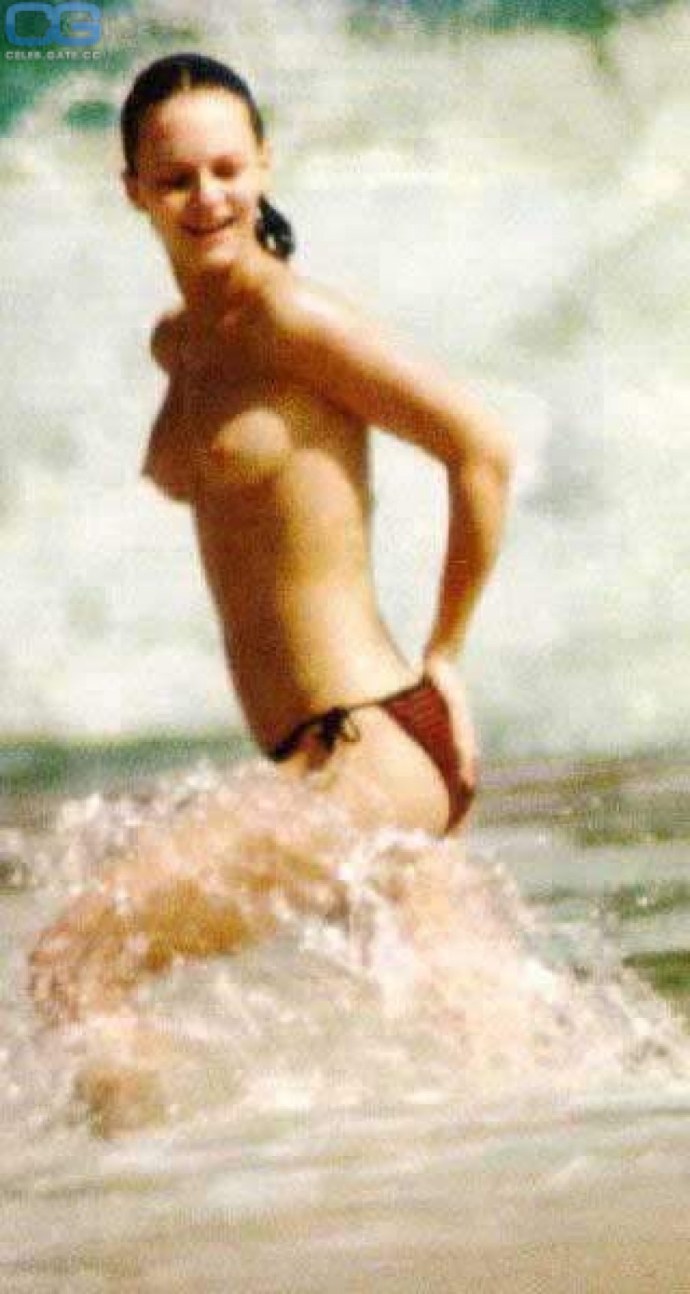 Vanessa Paradis photo naked