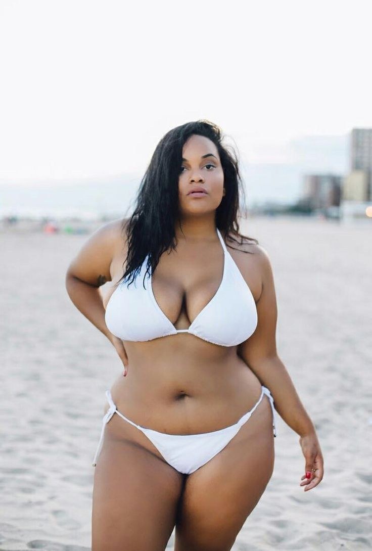 Naked girls with wide hips