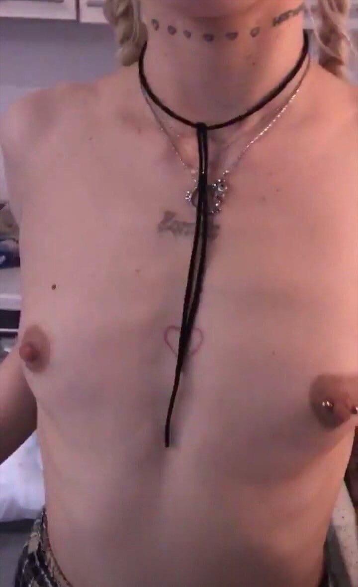 Anya Mikheeva Hofmanita drain