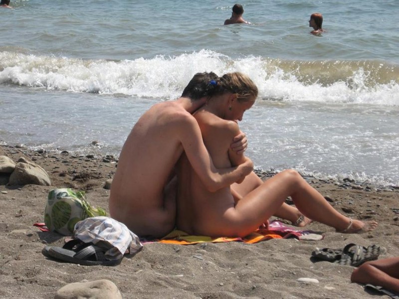 Naked couples on vacation